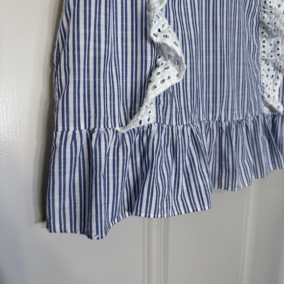 Lilly Pulitzer Blue and White Striped Blouse - Picture 7 of 16